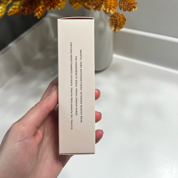 Fenty Beauty PRO FILT'R INSTANT RETOUCH PRIMER - Picture 5 of 8